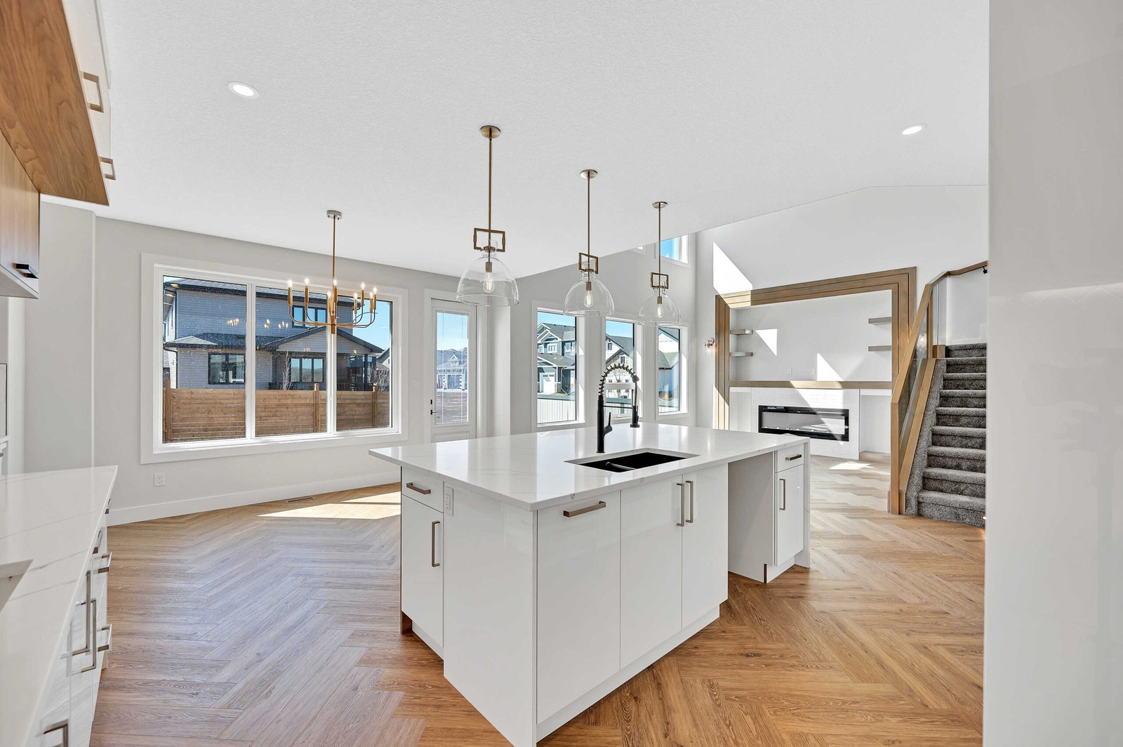 SunnyView Homes home — photo 3 of 8